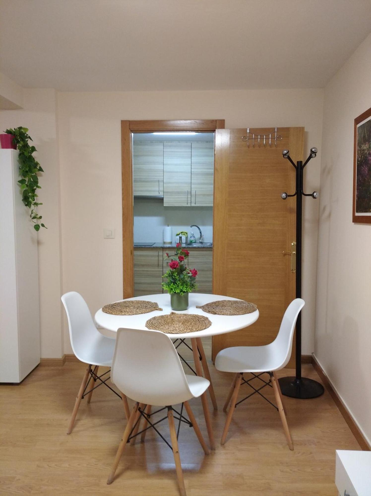 Castelao Apartments อาร์ซูอา ภายนอก รูปภาพ